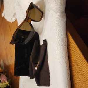 Tom Ford Sunglasses,  pre-owned, No scratches,  case And cloth